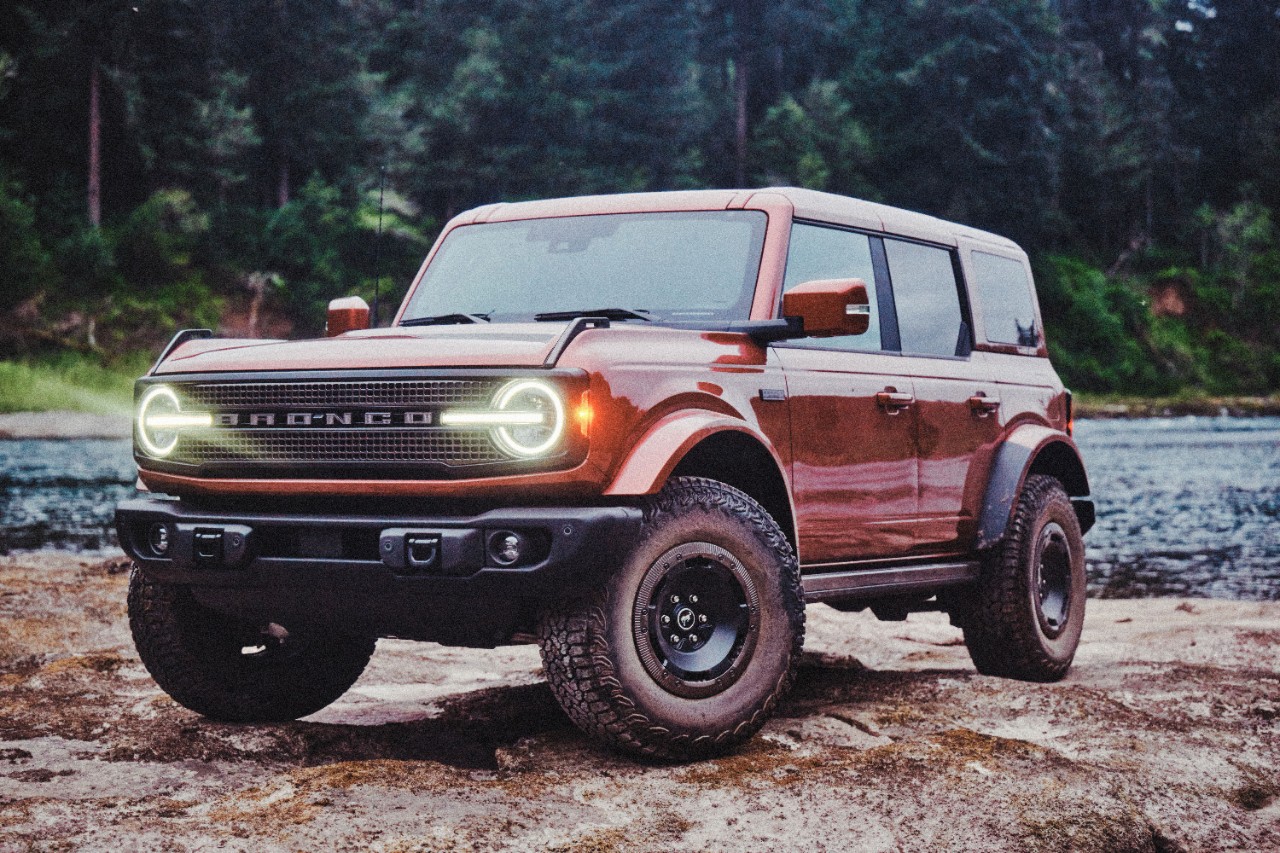 New_2027_Bronco_Filson _First_Edition_1_44